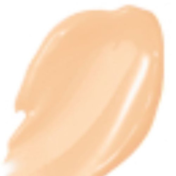 Ivory C 100 (Cool) Luminous 3D Foundation Normal to Dry Skin TimeWise - Picture 4 of 4